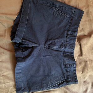 Vineyard Vines mid-rise casual shorts